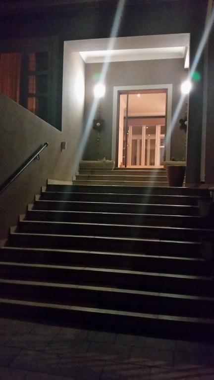 6 On Acacia Panzió Johannesburg Kültér fotó
