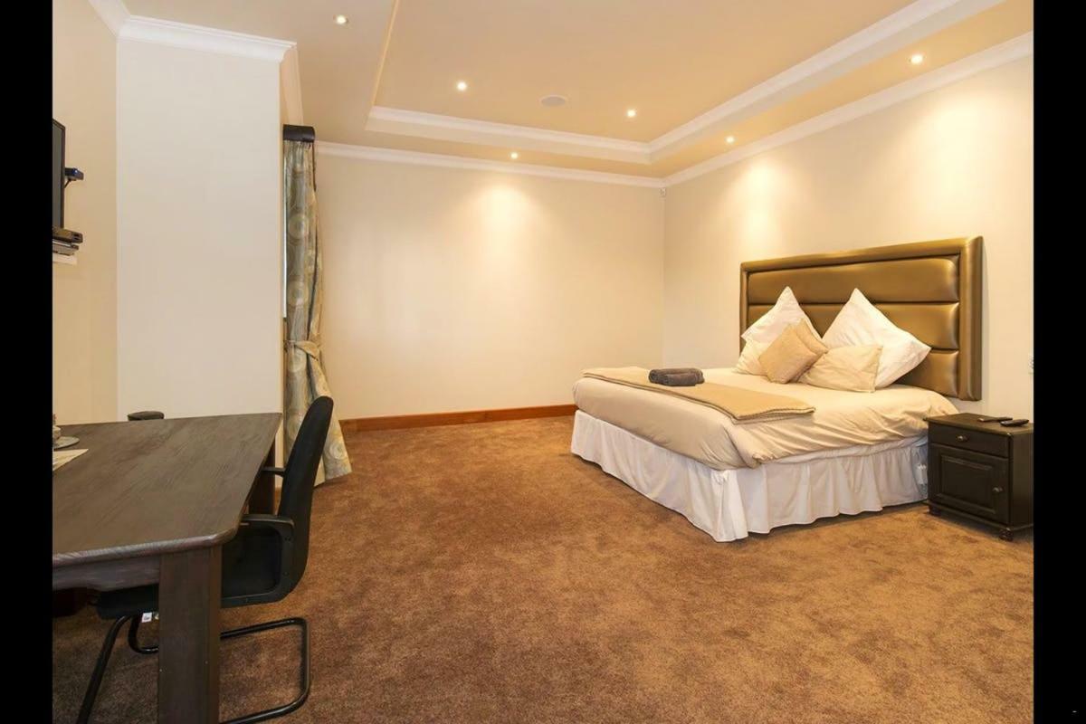 6 On Acacia Panzió Johannesburg Kültér fotó